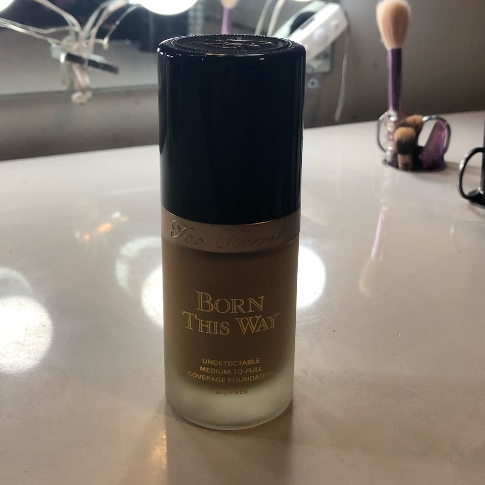 Too Faced born this way foundation